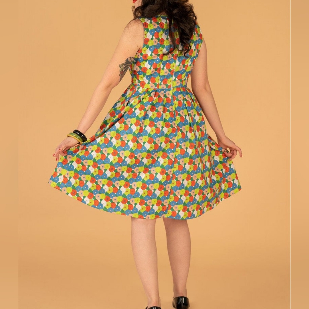 Taylor & Twirl Floral Sleeveless Dress XS- Multicolor Pin Up Retro New